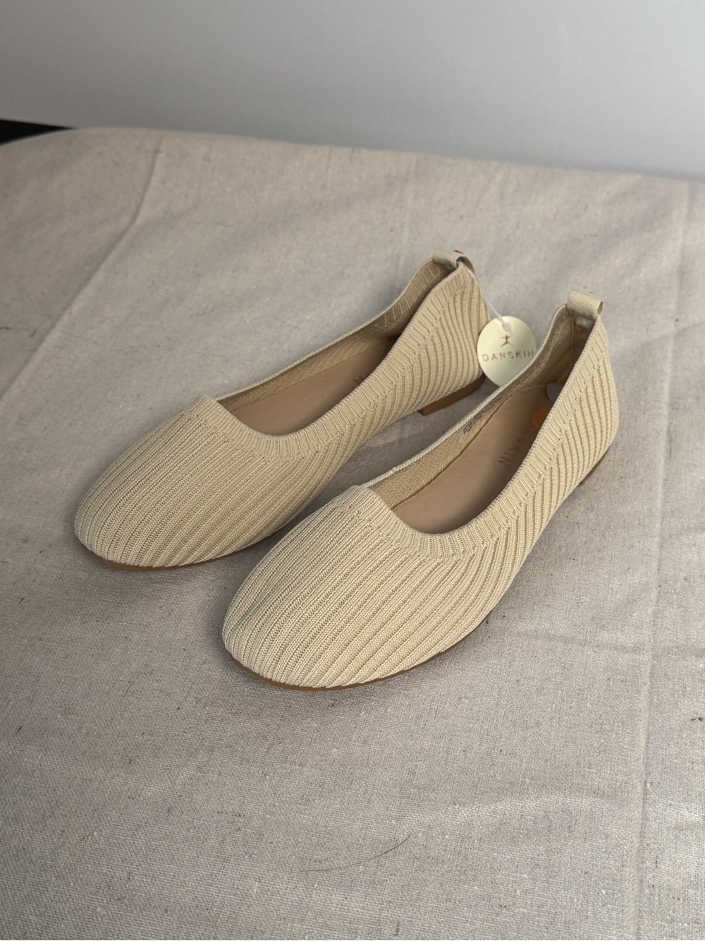 Danskin Cream Knit Slip-On Ballet Flats